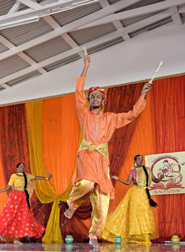 Chandradatt performing at the Guyana Hindu Dharmic Sabha 2019 Kala