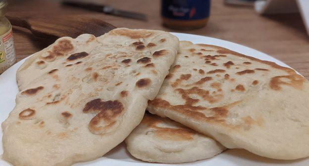 Facts About Naan aka 'Sada Roti' (Delicious Garlic Naan Recipe Included ...